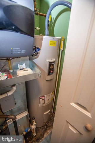 2818 ROME RD, Vineland, NJ 08361