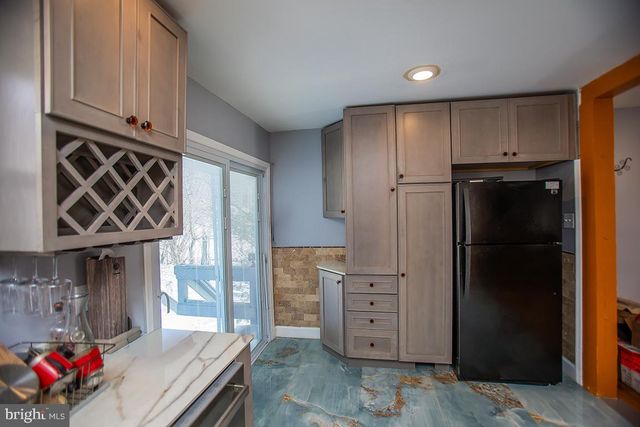 2818 ROME RD, Vineland, NJ 08361