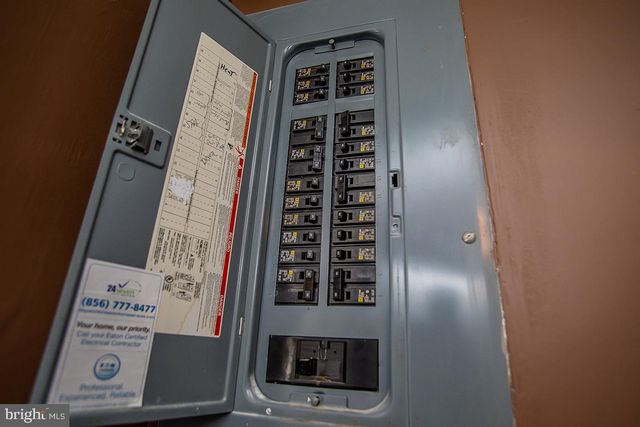 2818 ROME RD, Vineland, NJ 08361