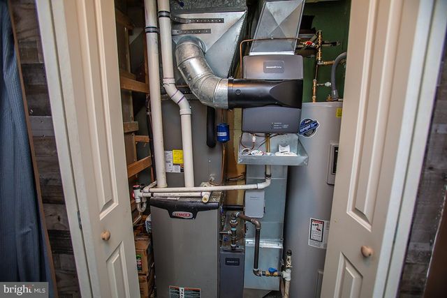 2818 ROME RD, Vineland, NJ 08361