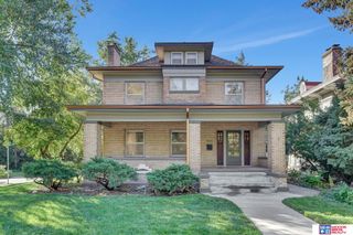 1975 B Street, Lincoln, NE 68502