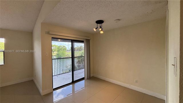 15077 SW 103rd Ter 8210, Miami, FL 33196