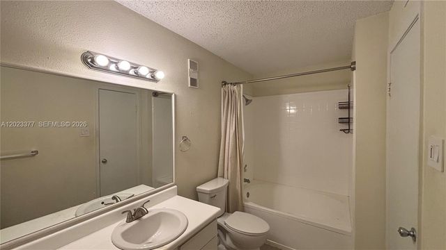 15077 SW 103rd Ter 8210, Miami, FL 33196