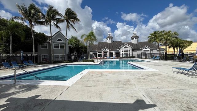 15077 SW 103rd Ter 8210, Miami, FL 33196