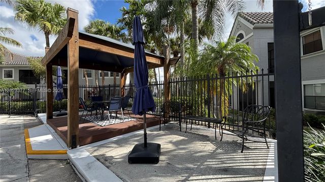 15077 SW 103rd Ter 8210, Miami, FL 33196