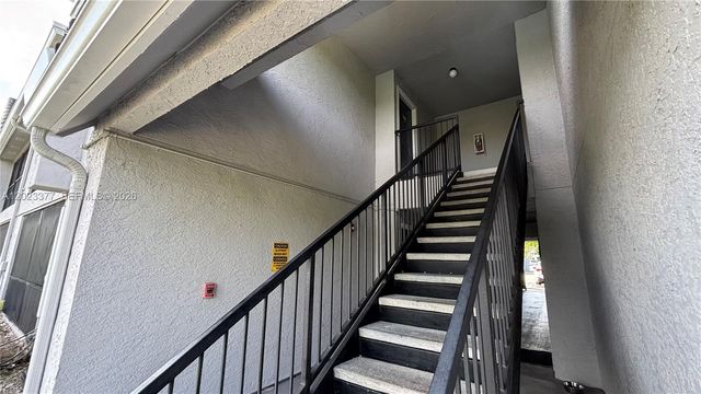 15077 SW 103rd Ter 8210, Miami, FL 33196