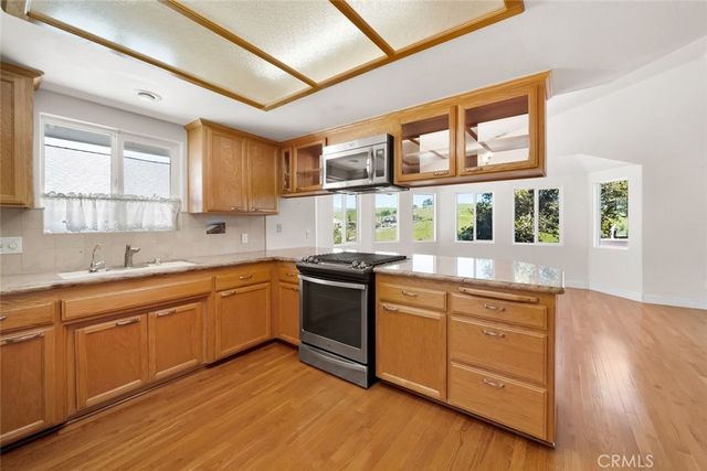 2110 Mccabe Drive, Cambria, CA 93428