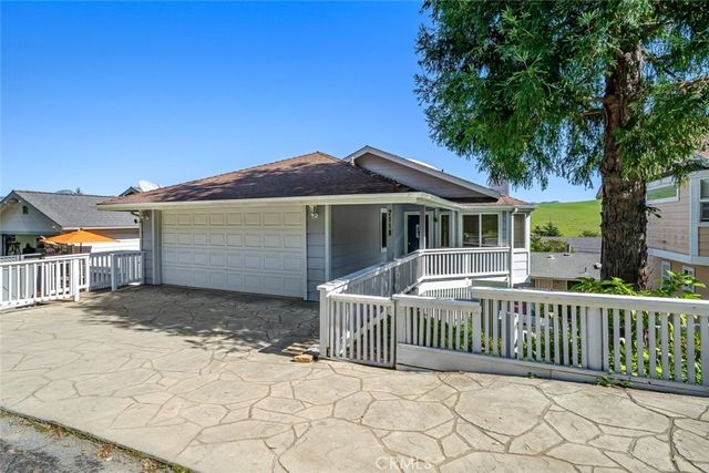 2110 Mccabe Drive, Cambria, CA 93428