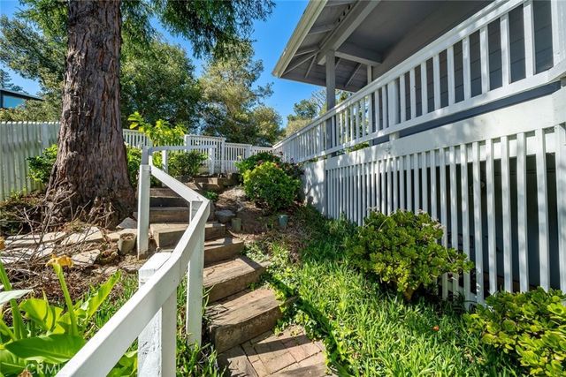 2110 Mccabe Drive, Cambria, CA 93428