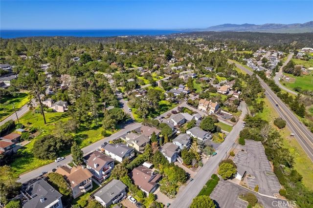 2110 Mccabe Drive, Cambria, CA 93428