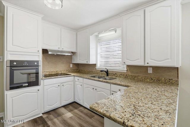 244 Jeffries Drive, Pearl, MS 39208