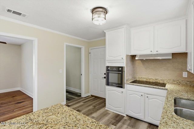 244 Jeffries Drive, Pearl, MS 39208