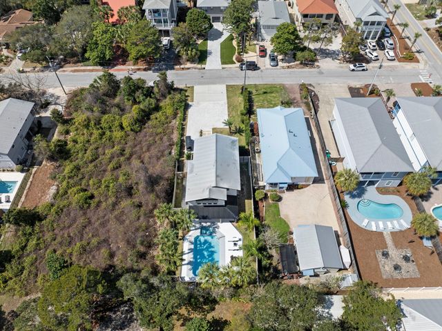 89 Tarpon Street, Destin, FL 32541