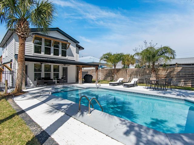 89 Tarpon Street, Destin, FL 32541