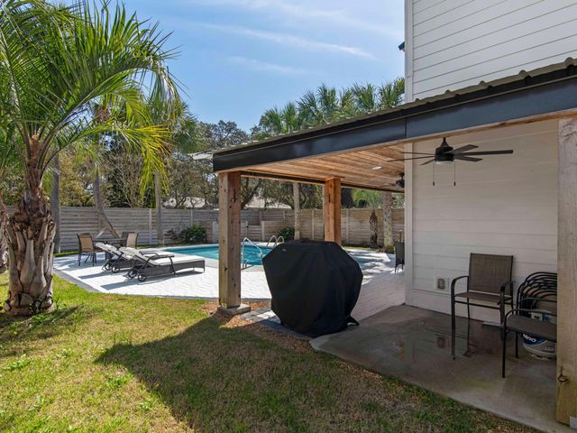 89 Tarpon Street, Destin, FL 32541