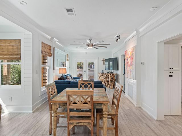 89 Tarpon Street, Destin, FL 32541