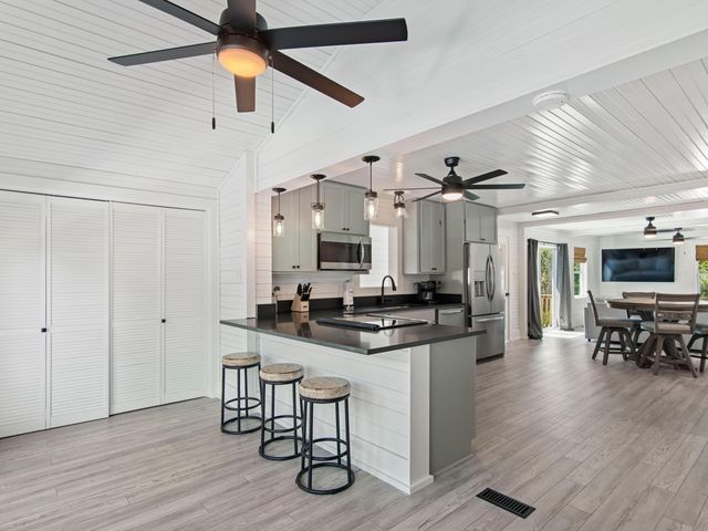 89 Tarpon Street, Destin, FL 32541