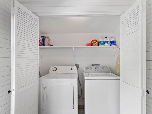 89 Tarpon Street, Destin, FL 32541