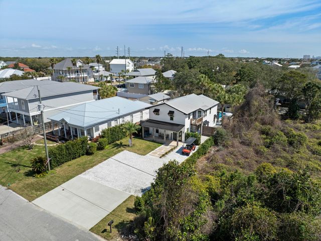 89 Tarpon Street, Destin, FL 32541