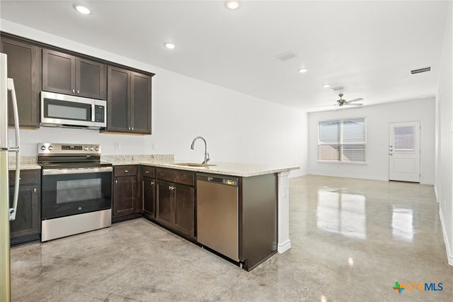 3800 Pecan Hickory Trail B, Killeen, TX 76542