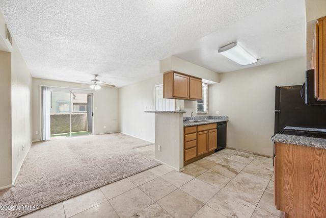 4410 N LONGVIEW Avenue 215, Phoenix, AZ 85014