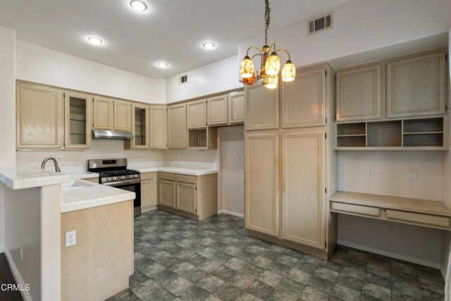 1549 Spyglass Drive, Upland, CA 91786