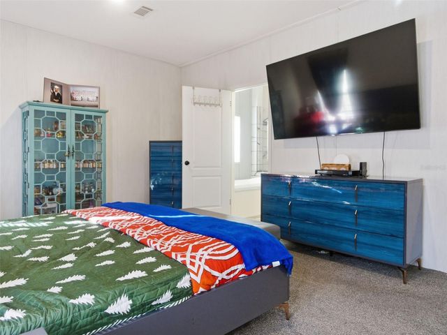 100 CAMP ROAD, Palatka, FL 32177