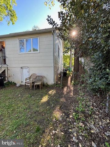 210 N CENTRE ST, Merchantville, NJ 08109