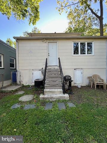 210 N CENTRE ST, Merchantville, NJ 08109