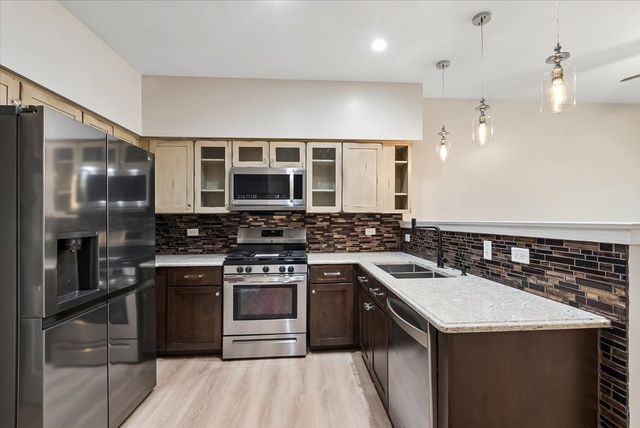 53 Braxton Lane 53, Aurora, IL 60504