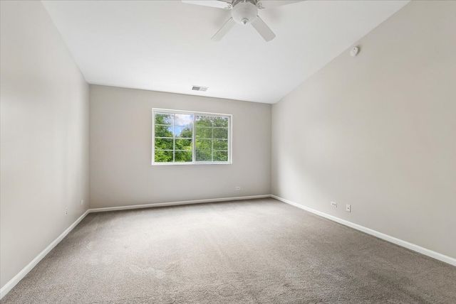 53 Braxton Lane 53, Aurora, IL 60504