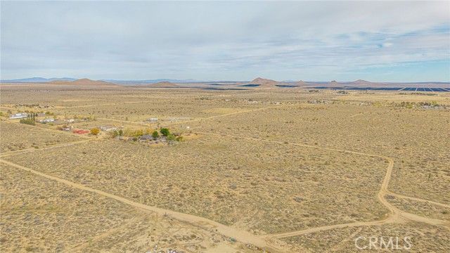 277 Longhorn, Mojave, CA 93501