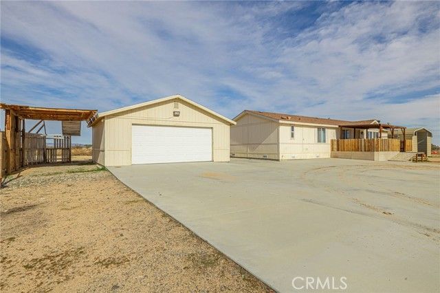 277 Longhorn, Mojave, CA 93501