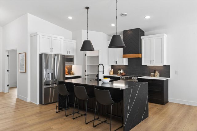 9938 14th Circle NE, Saint Michael, MN 55376