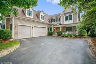 141 Walnut Street, Libertyville, IL 60048