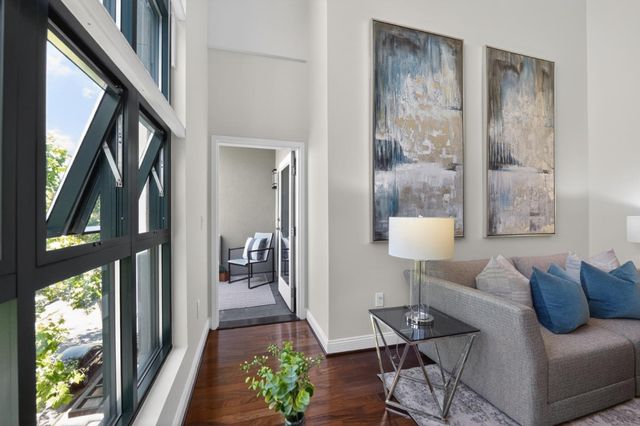 222 8th Avenue 304, San Mateo, CA 94401