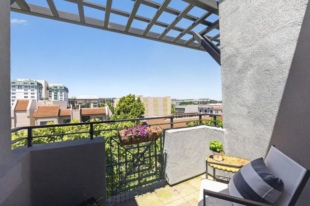 222 8th Avenue 304, San Mateo, CA 94401