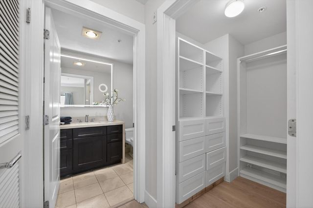 222 8th Avenue 304, San Mateo, CA 94401