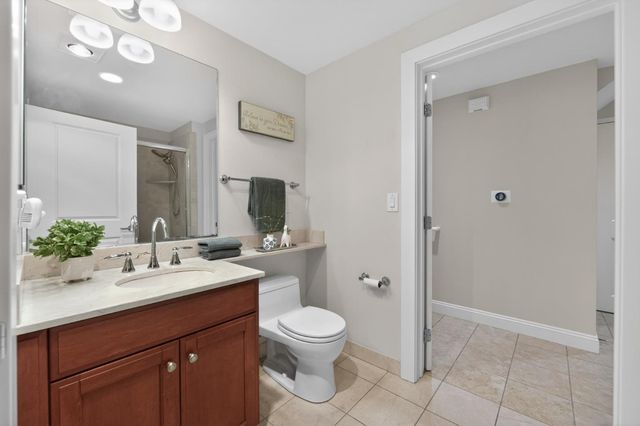 222 8th Avenue 304, San Mateo, CA 94401