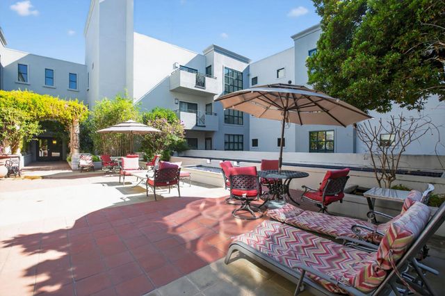 222 8th Avenue 304, San Mateo, CA 94401