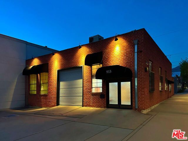915 S Alta Vista Avenue, Monrovia, CA 91016