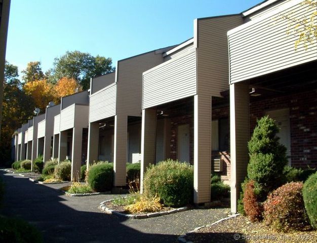 124 Coalpit Hill Road 29, Danbury, CT 06810