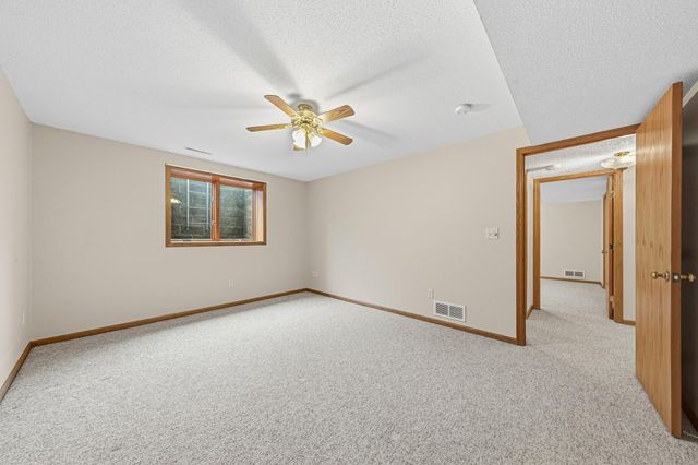 216 3rd Street NE, New Richland, MN 56072