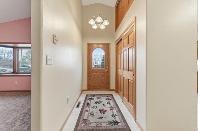 216 3rd Street NE, New Richland, MN 56072