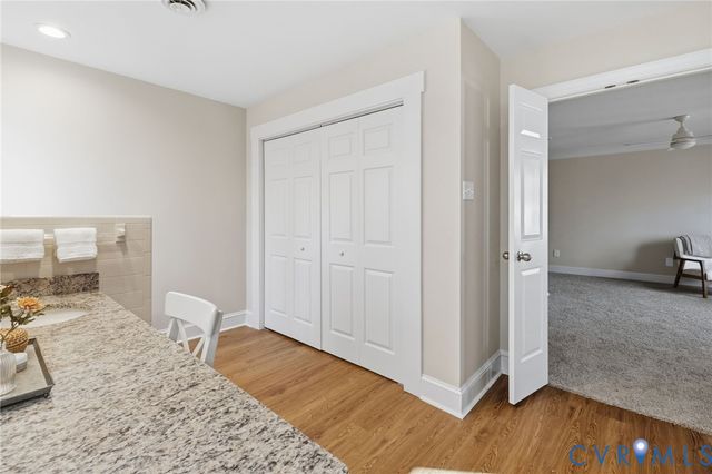 6024 Watch Harbour Rd, Midlothian, VA 23112