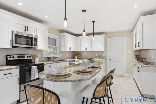 6024 Watch Harbour Rd, Midlothian, VA 23112