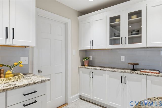 6024 Watch Harbour Rd, Midlothian, VA 23112