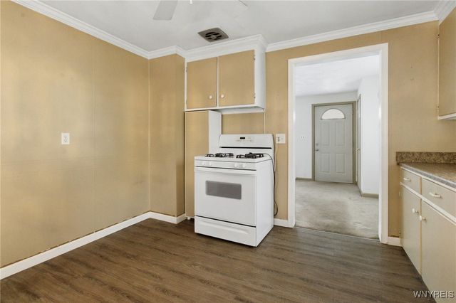 114 6th Avenue, Lancaster, NY 14086