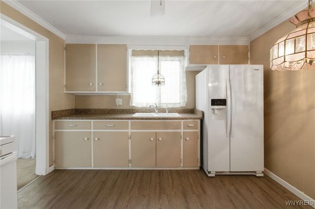 114 6th Avenue, Lancaster, NY 14086