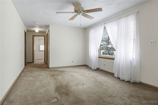 114 6th Avenue, Lancaster, NY 14086